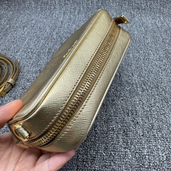 Prada Camera Leather Crossbody Bag 499-032025 - Picture 5 of 16